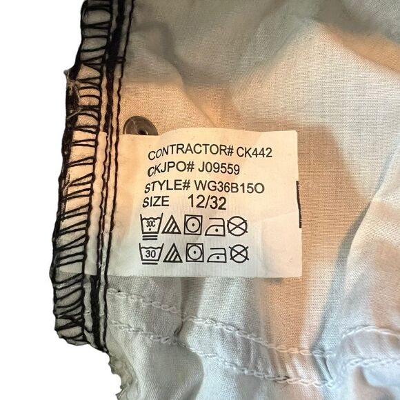 NWT! Calvin Klein Jeans black corduroy flare pants - Picture 6 of 10